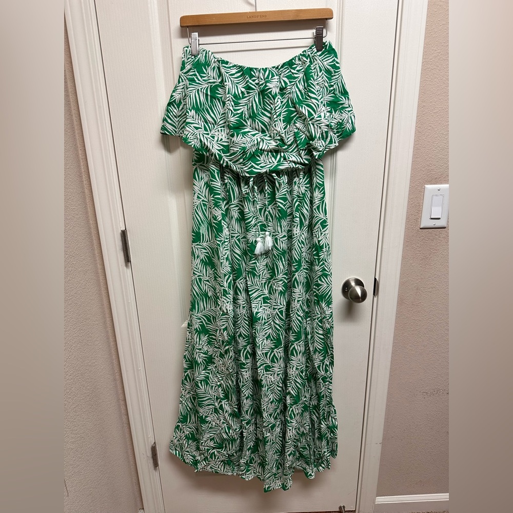 Green vacation dress